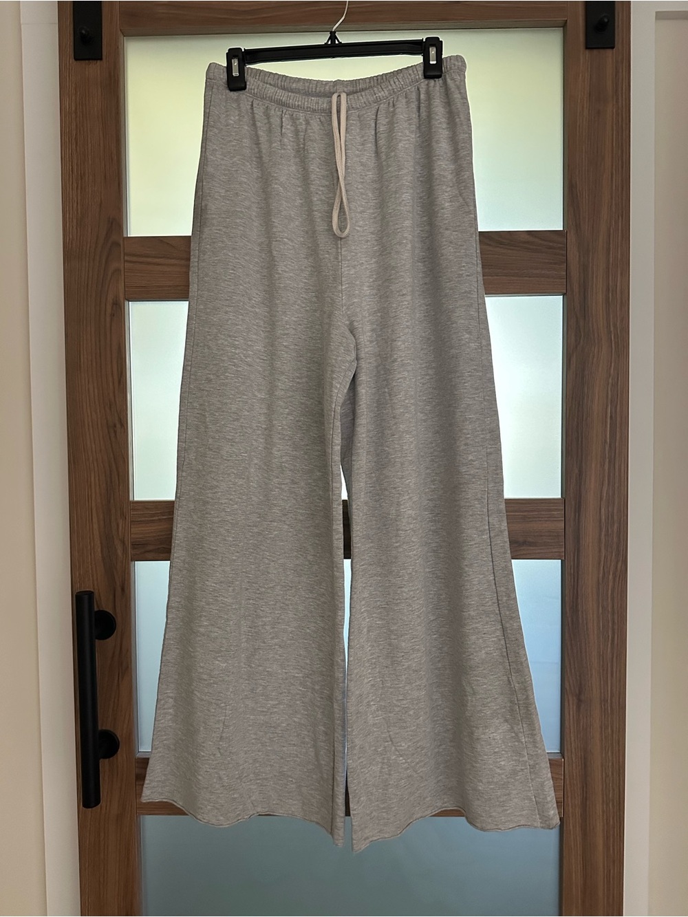 aerie Wide-Leg Sweatpants in Light Gray